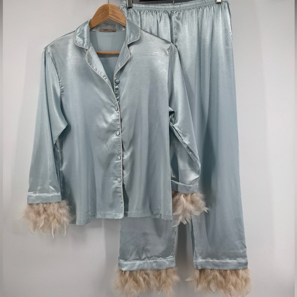 NIGHT Elegant Ocean Sea Satin Pajama Set with Feather Trim Glamorous Size 10 - Picture 2 of 9